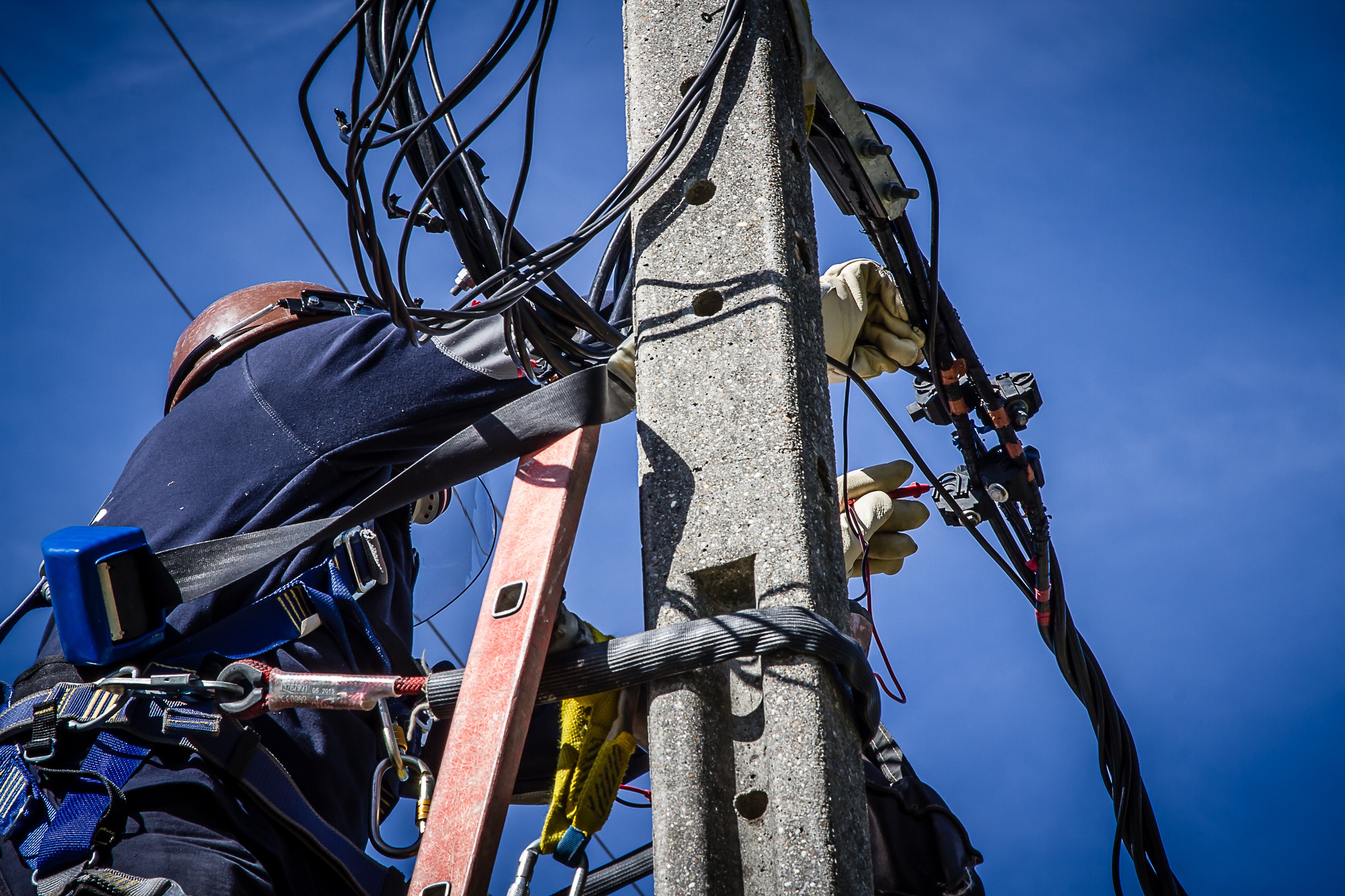 RECICLAGEM Segurança na Intervenção em Redes e Infraestruturas da Rede Fixa 11/2025 R_SIRIF